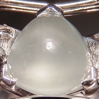 9ct White Gold Moonstone/Diamond Ring Size N